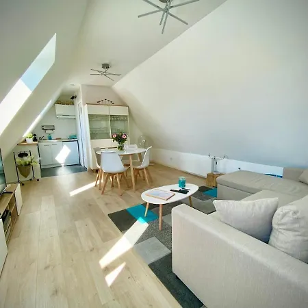 Apartment- Private In Detached House Cysoing
